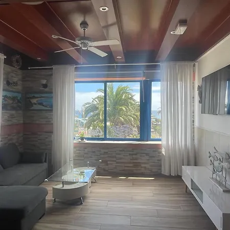 Costa Mar 90m 2 Dormitorios, Primera Linea Del Mar, 20 Metros De Playa Bastian *