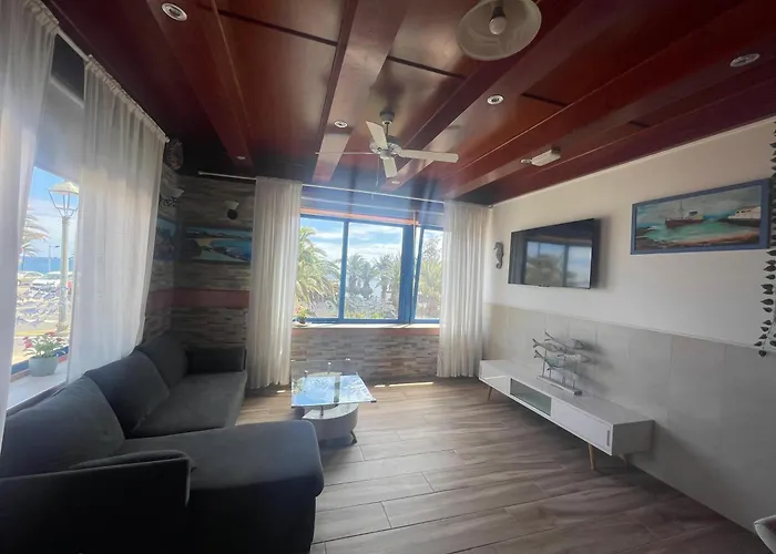 Costa Mar , Primera Linea Del Mar, 20 Metros De Playa Bastian Lägenhet