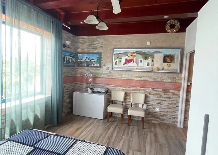 Costa Mar , Primera Linea Del Mar, 20 Metros De Playa Bastian Lägenhet